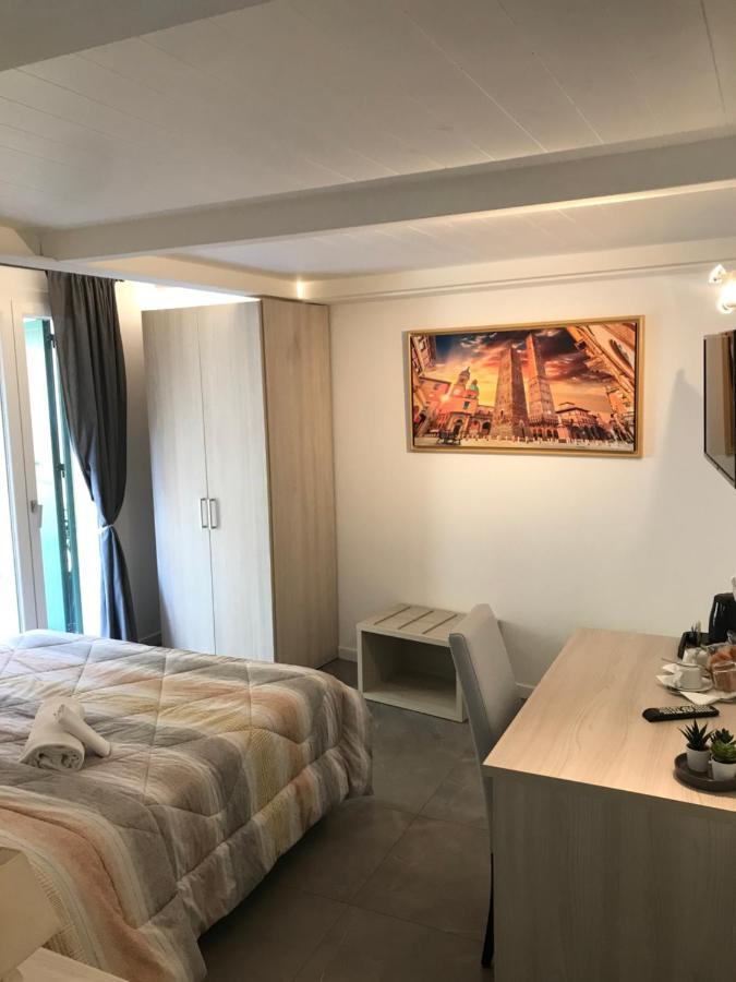 La Corte Del Sant'Orsola Rooms Bologna Eksteriør billede