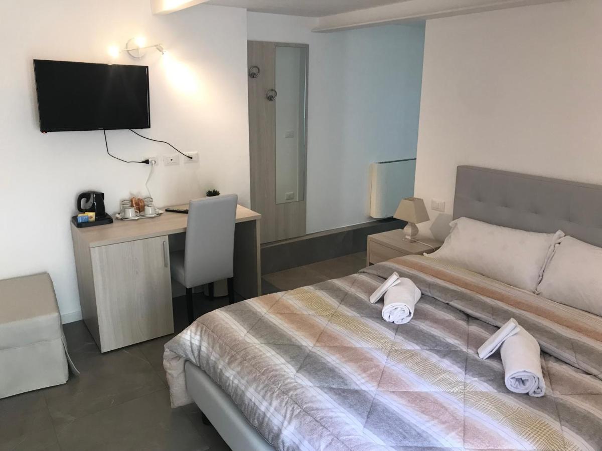 La Corte Del Sant'Orsola Rooms Bologna Eksteriør billede